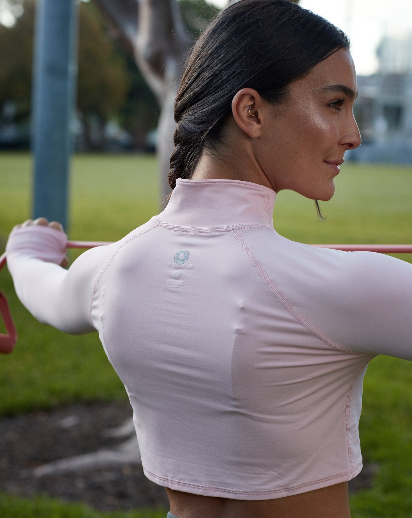 WOMEN'S FULL ZIP CROP TOP (4010)