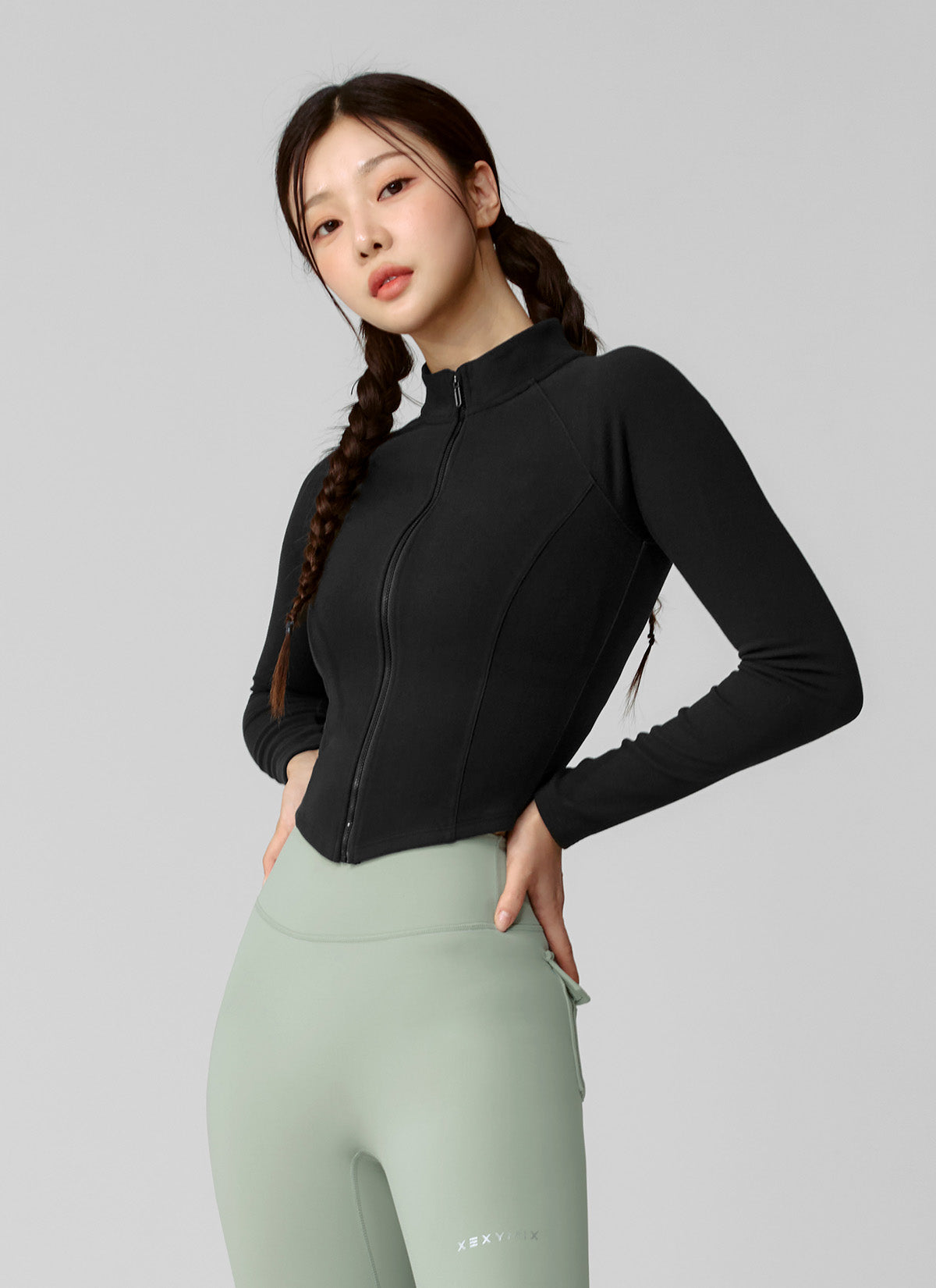 Active Crop Slim Fit Zip-up Jacket