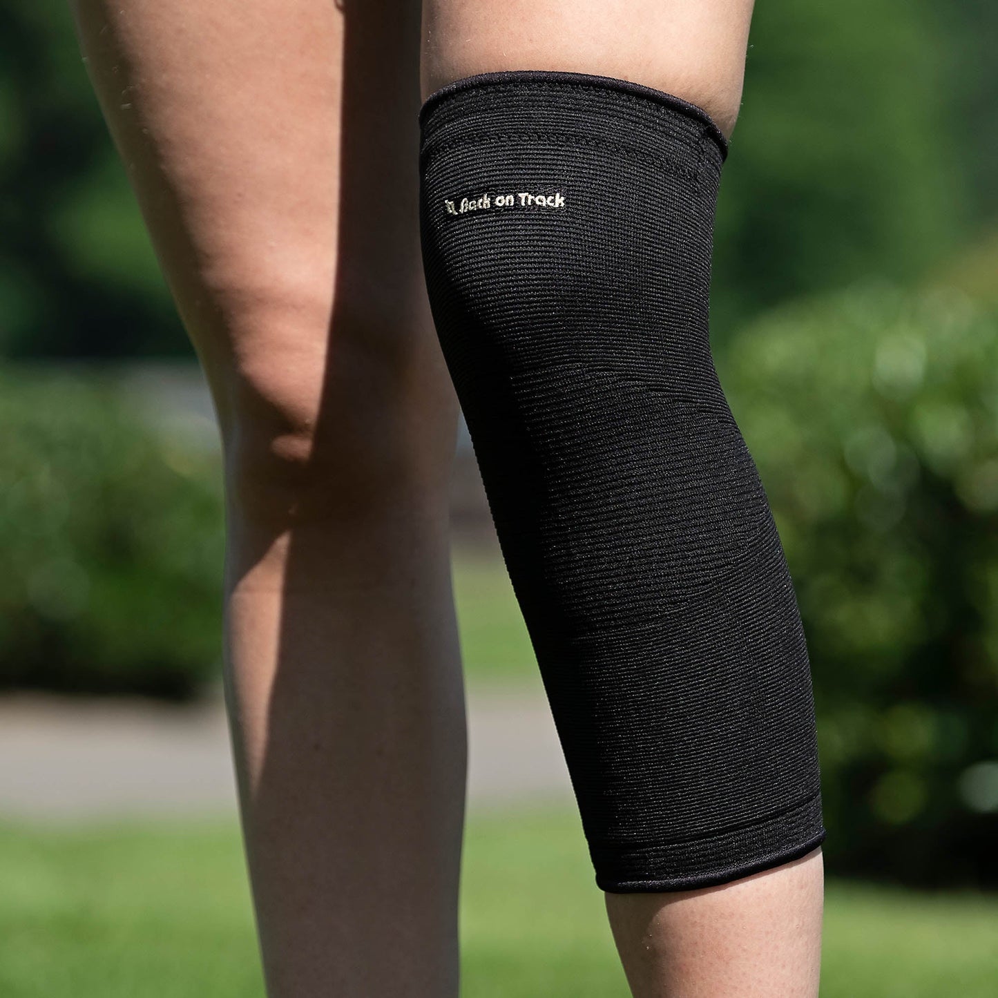 Knee Brace - Classic 2-Way Stretch