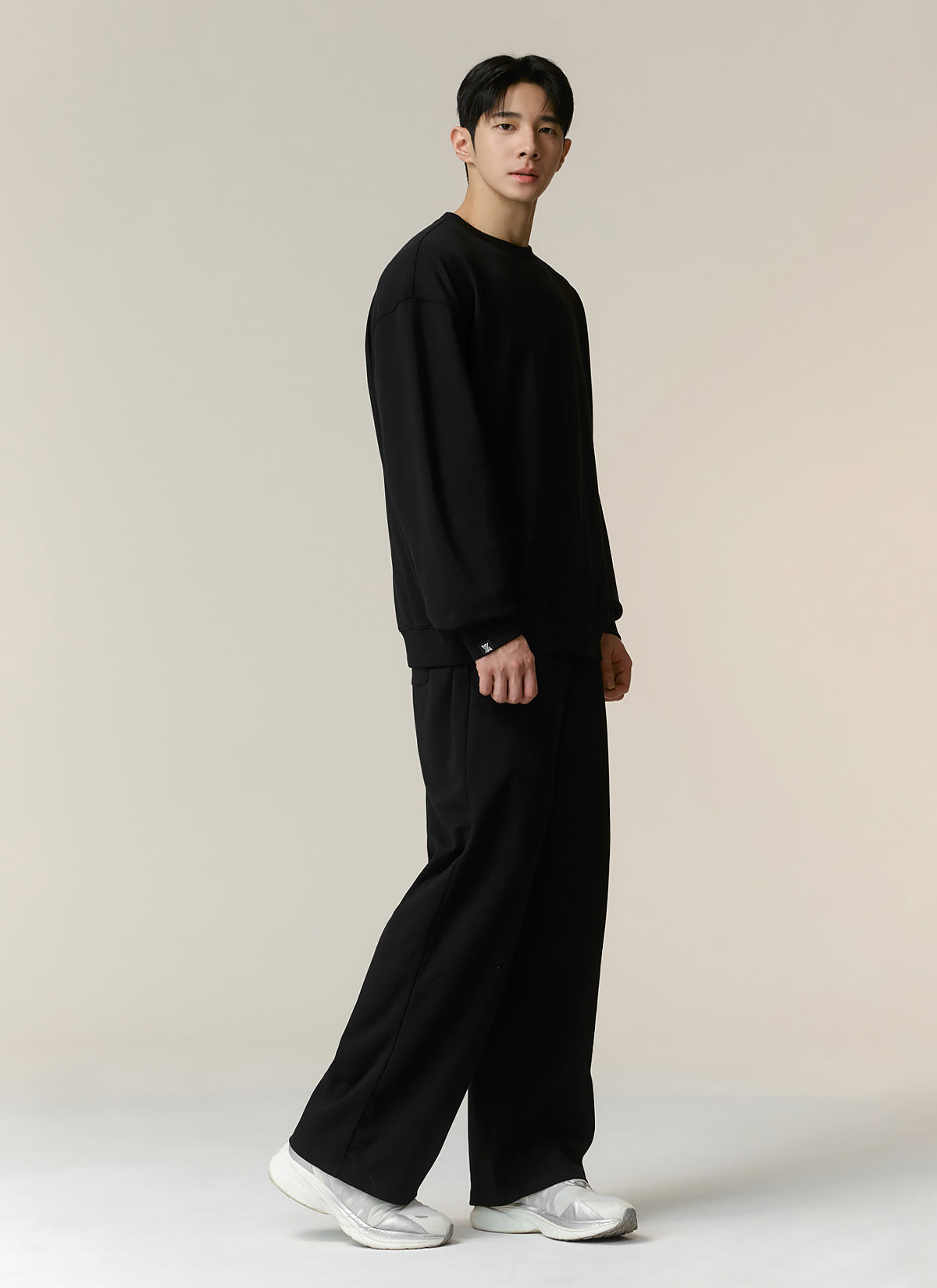 Comfort Basic Sweatshirt