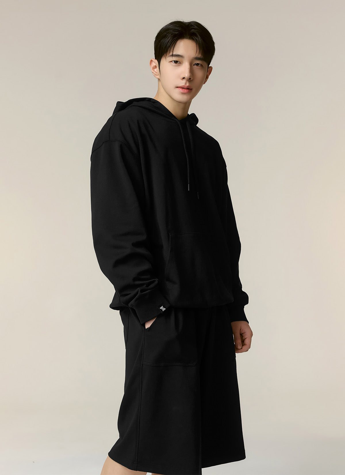 Comfort Basic Bermuda Shorts