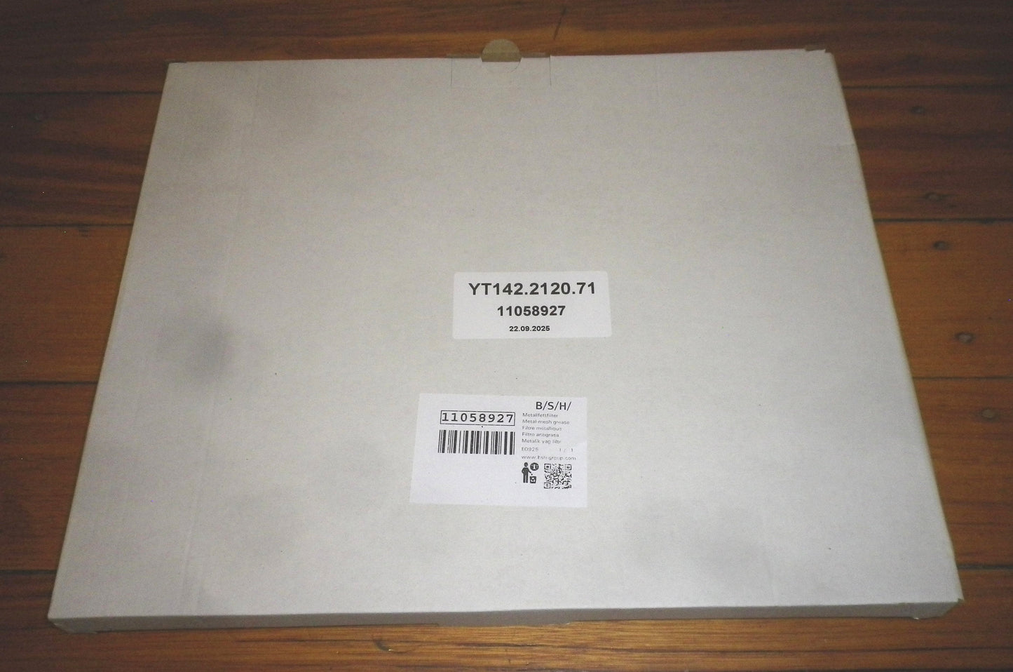 Bosch Canopy Rangehood Aluminium Filter 365mm x 262mm - Part # 11058927