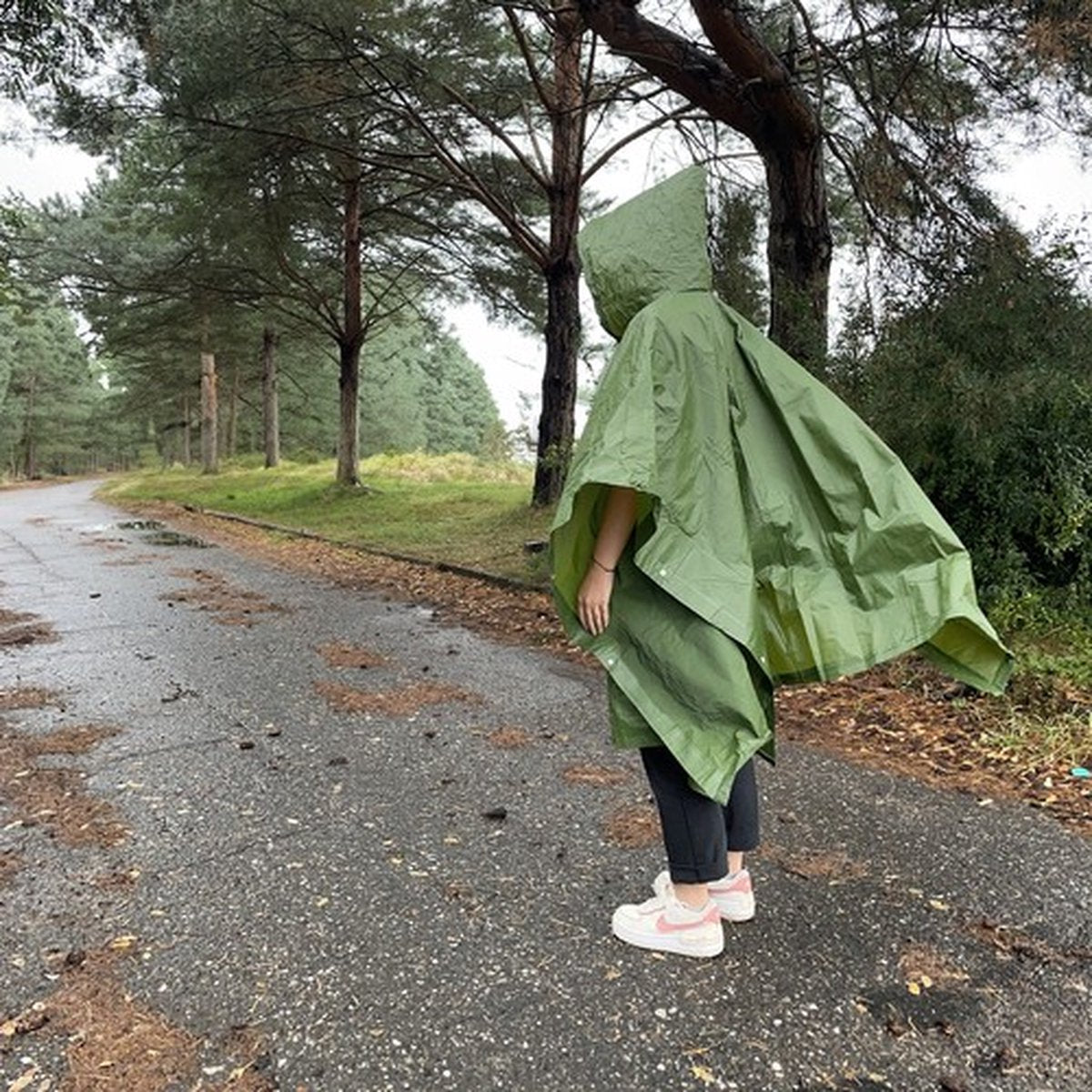 Trizand Regenponcho – Groene Waterdichte Poncho – Unisex en Duurzaam