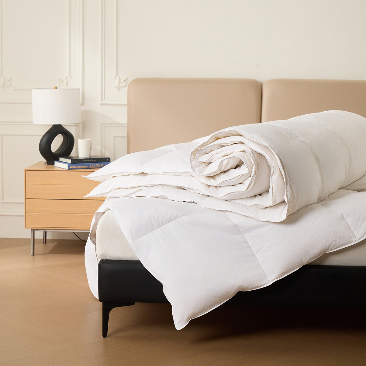 100% Organic Cotton Fluffy Light Weight Down Comforter Queen White- PRO