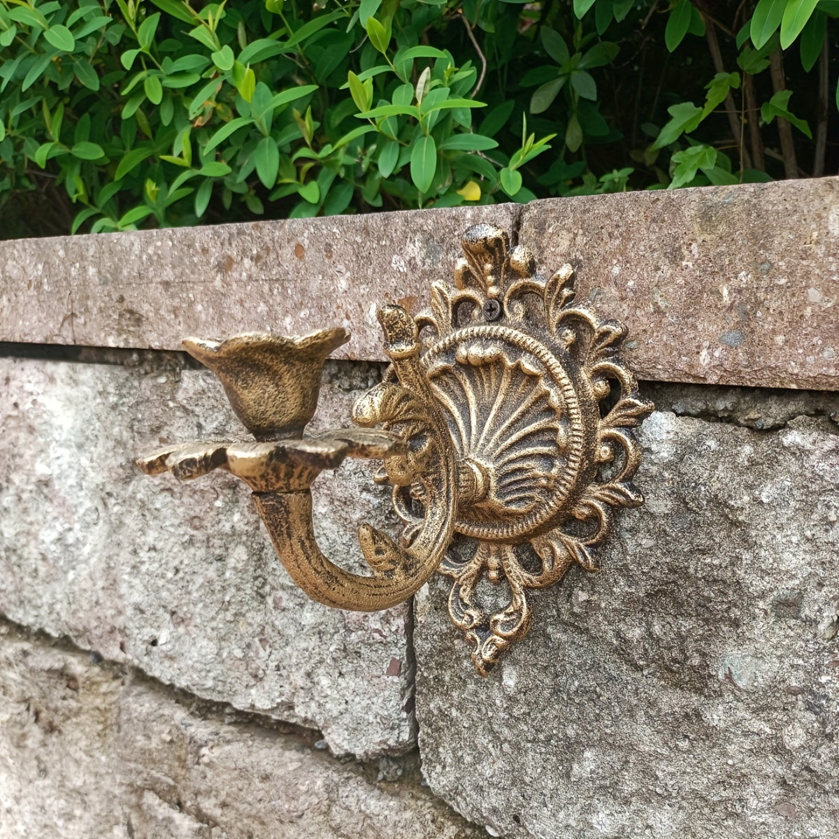 Vintage Romantic Iron Candle Sconce - FN2L
