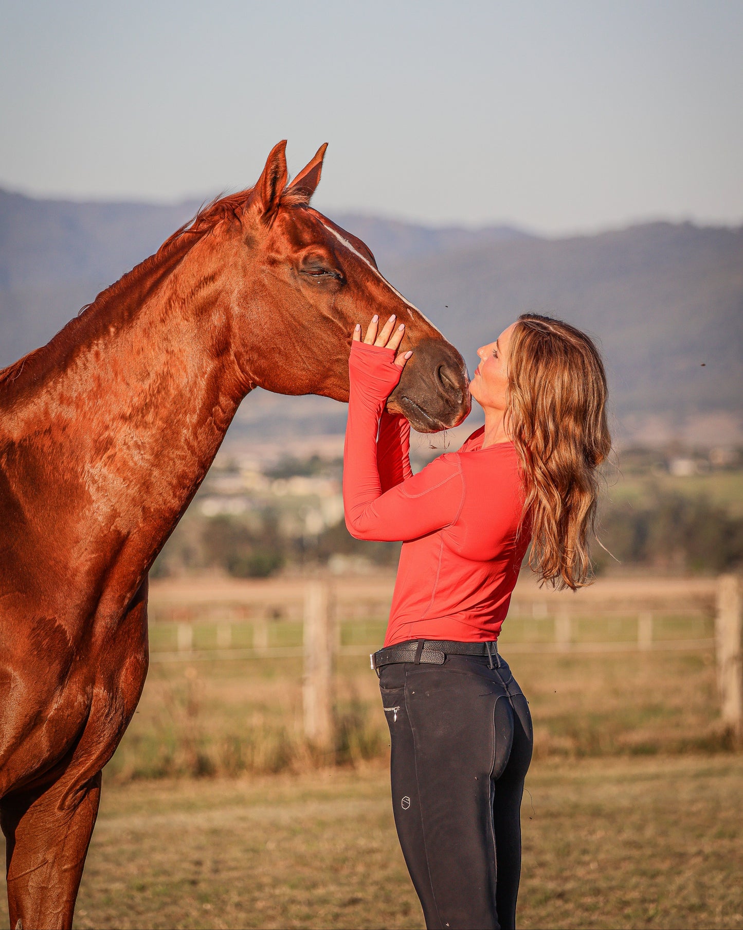 WOMEN'S LONG SLEEVE 24/7 TRENDING (2001)