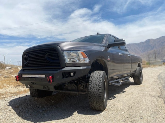 2009-2018 DODGE RAM 1500 CREW CAB/2018-2024 DODGE RAM 1500 CREW CAB (CLASSIC BODY STYLE) 2010-2024 RAM 2500/3500/4500/5500 CREW CAB AMBUSH SIDE STEPS