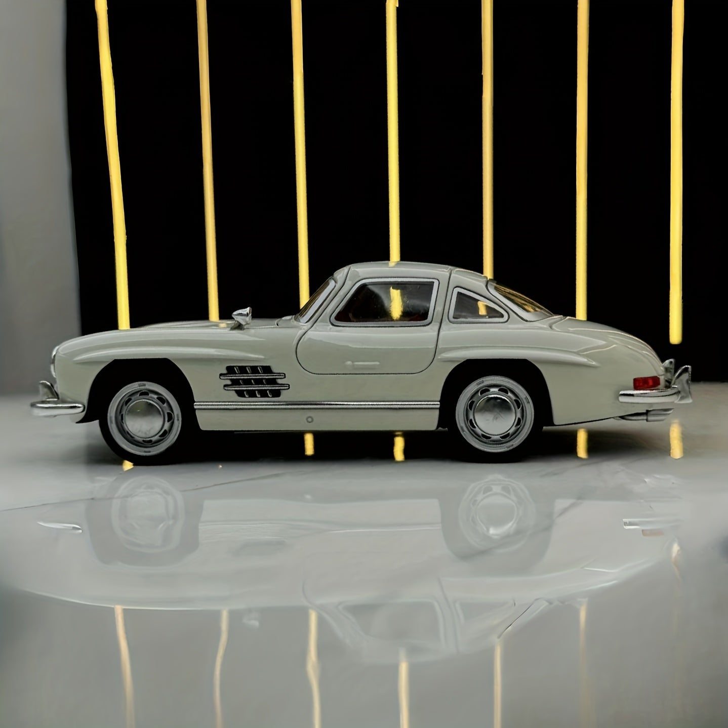 132 White DieCast Model Car Manual Collectors Gift-YQDZ