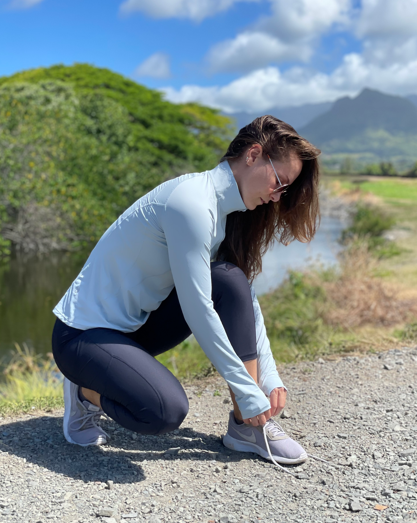 WOMEN'S MOCK ZIP TOP (3001)