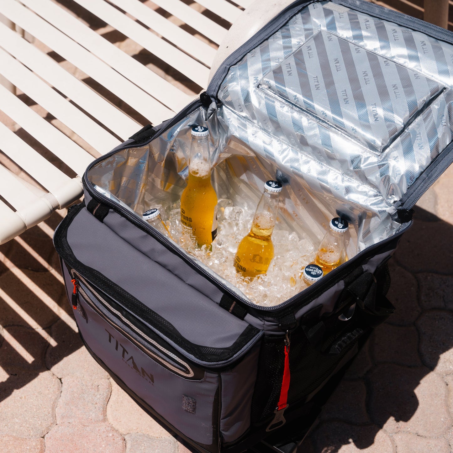 60 (50+10) Can Wheeled Cooler