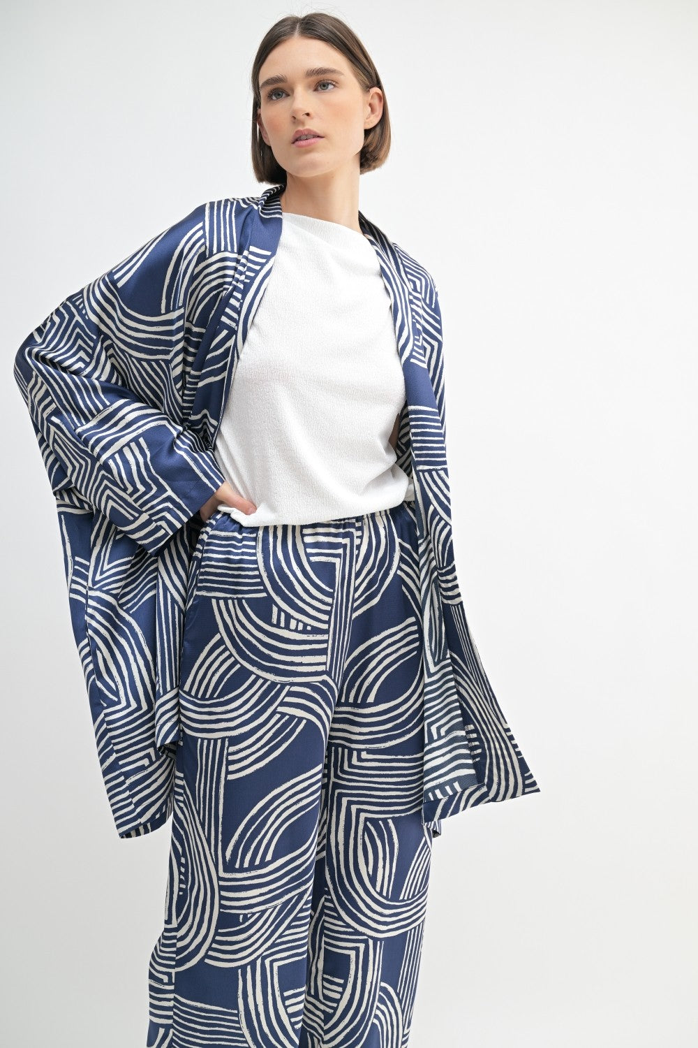 Serenity Abstract Print Kimono