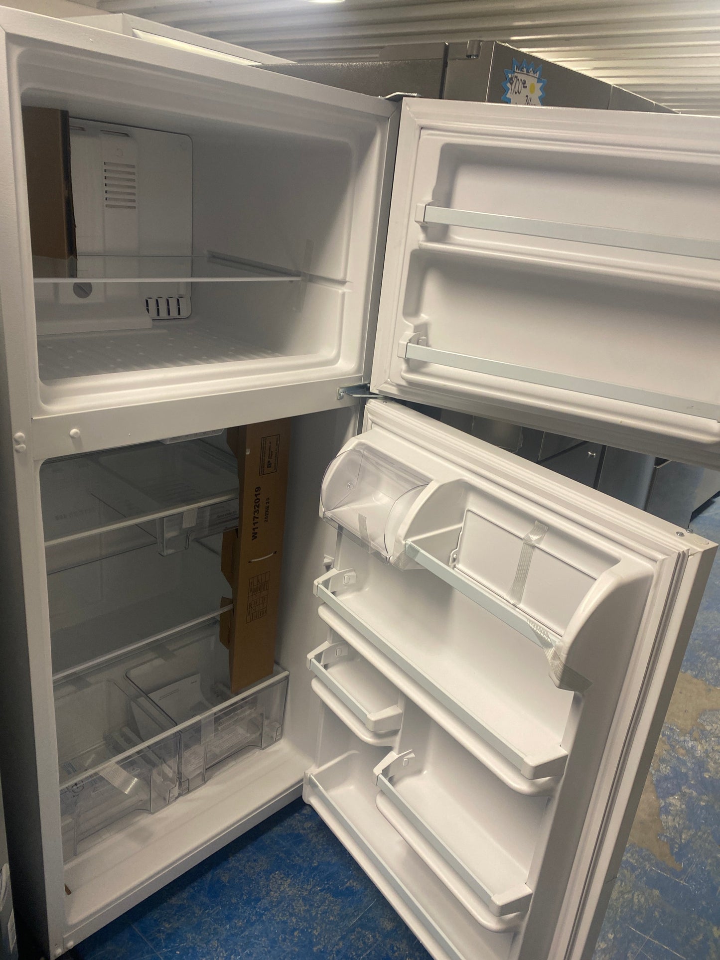 New!!! Whirlpool 18 cu. ft. Top Freezer Refrigerator