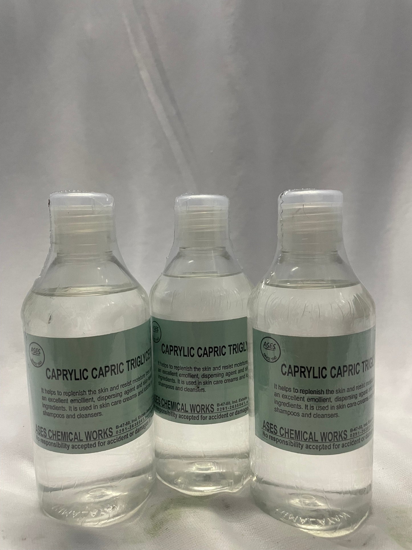 Caprylic Capric Triglyceride (CCTG/MCT OIL/Medium Chain Triglyceride)
