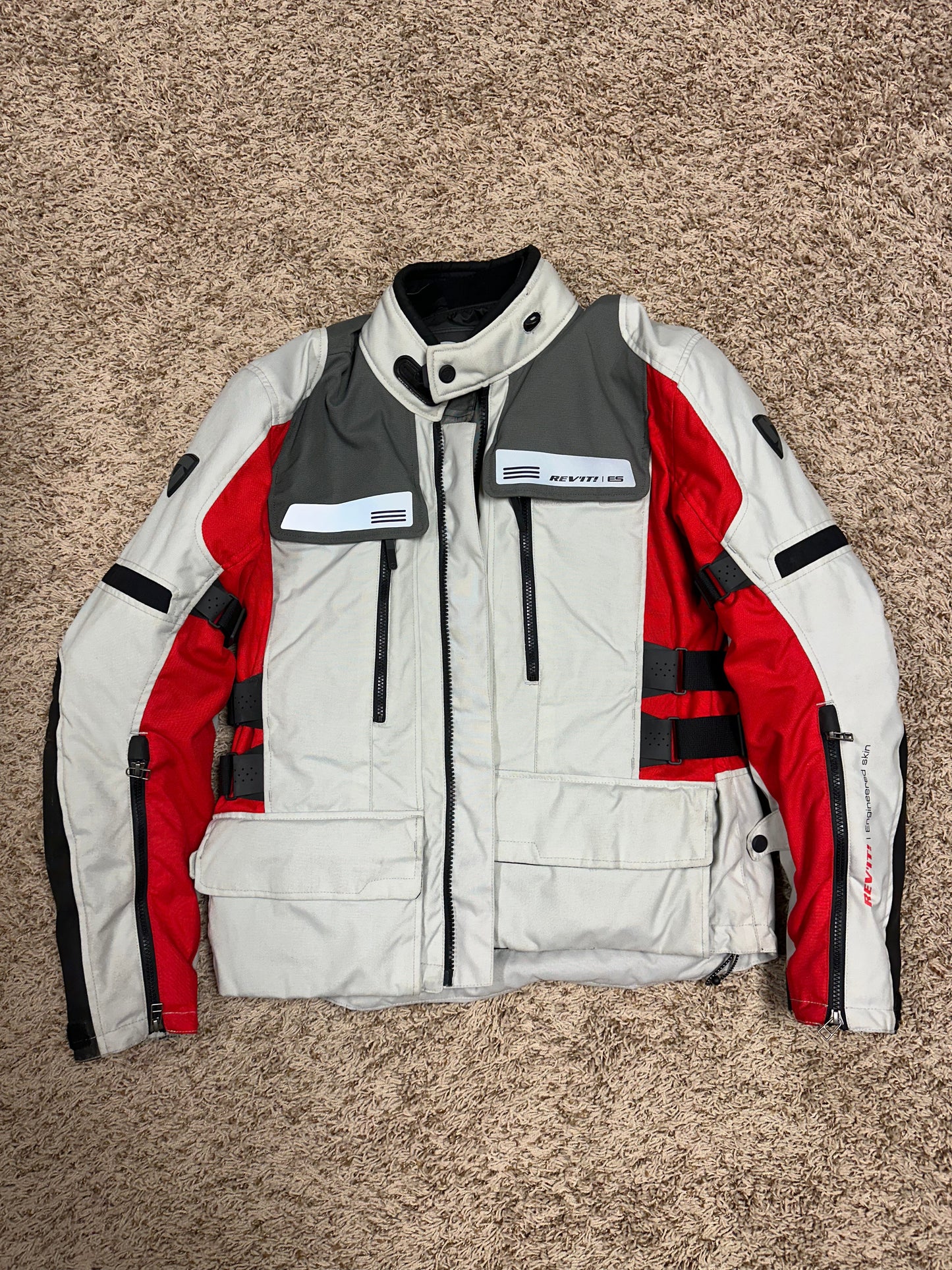 Revit ES Sand Jacket Large (Item #14)