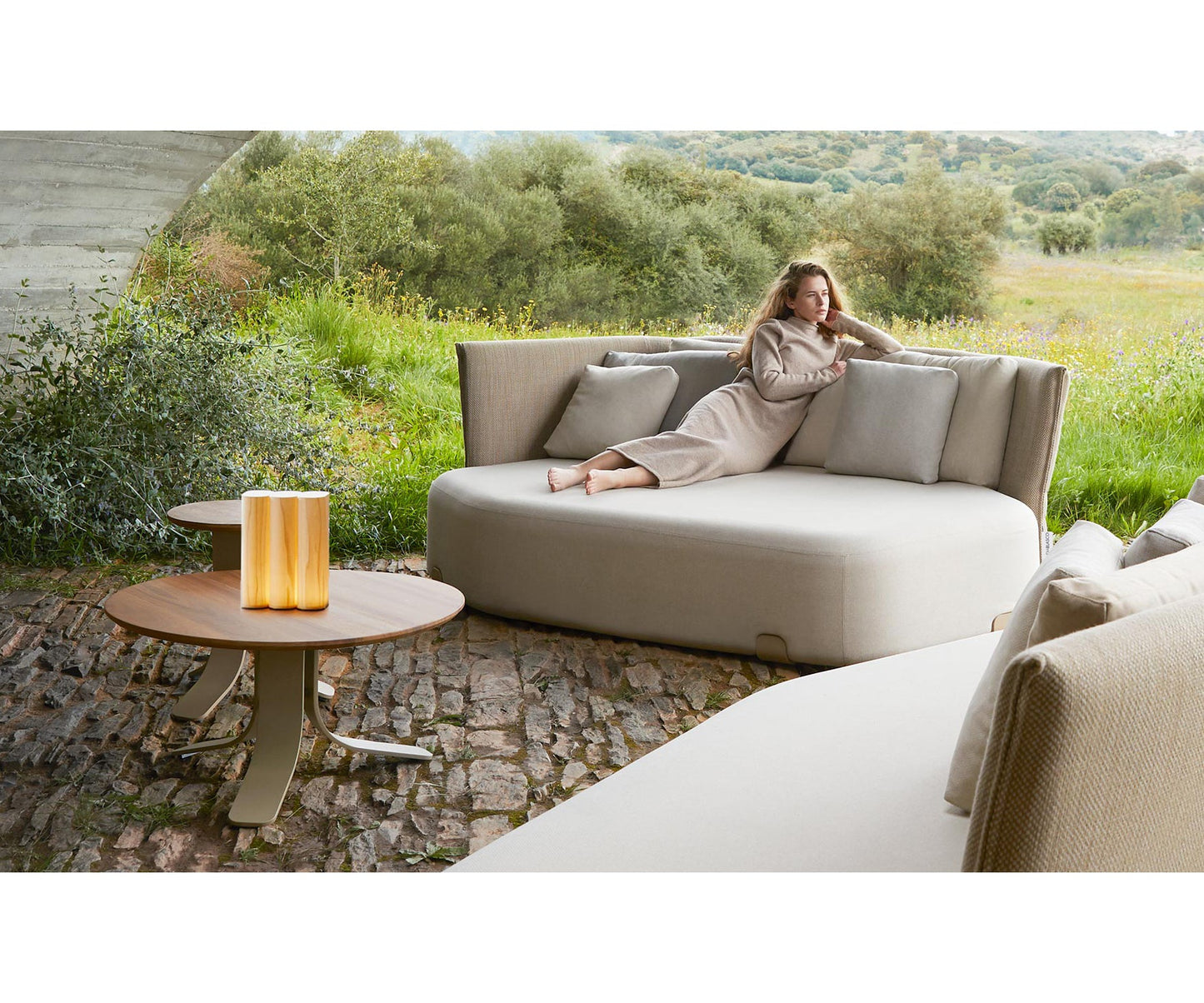 Isla Coffee Table