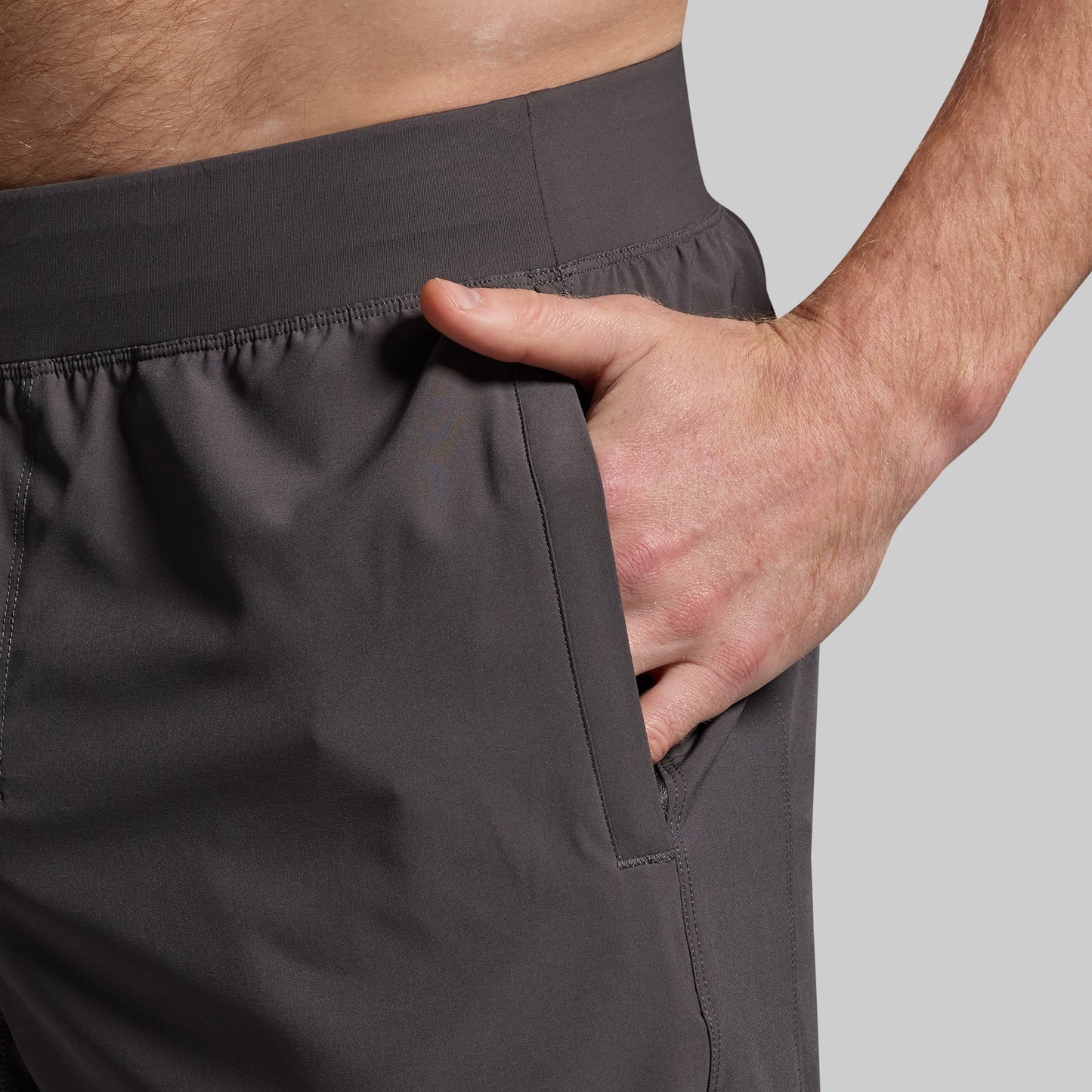 Versatile Short 7" (Gunmetal)