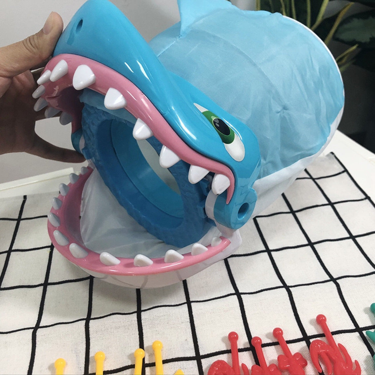 Shark Bite Game Set, Interactive Family Fun TJR7L4D