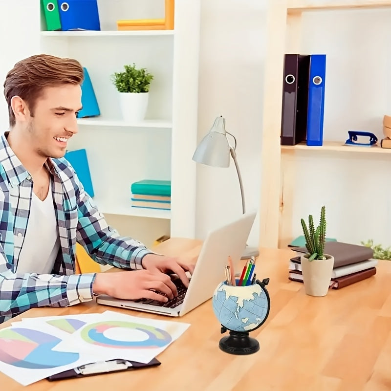 Globe Pen Holder- HMT24GH