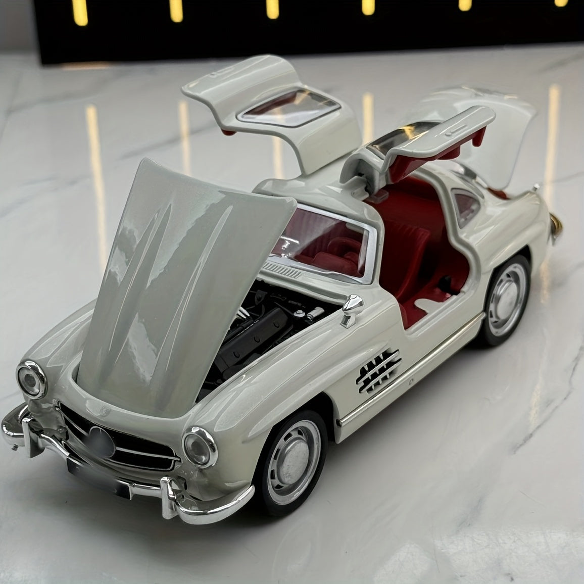 132 White DieCast Model Car Manual Collectors Gift-YQDZ