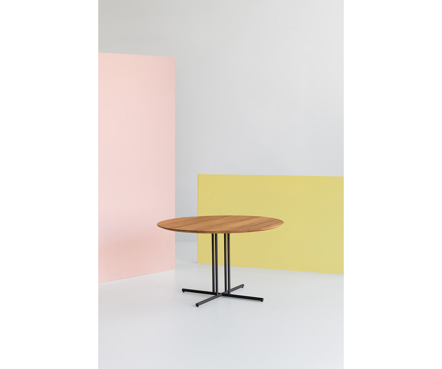 Graphic Outdoor Iroko Dining Table