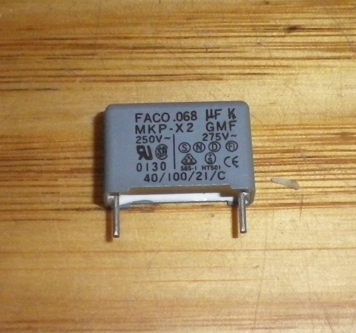 0.068uF 275VAC X2 Mains Suppression Capacitor - Part # .068MKPX2-275