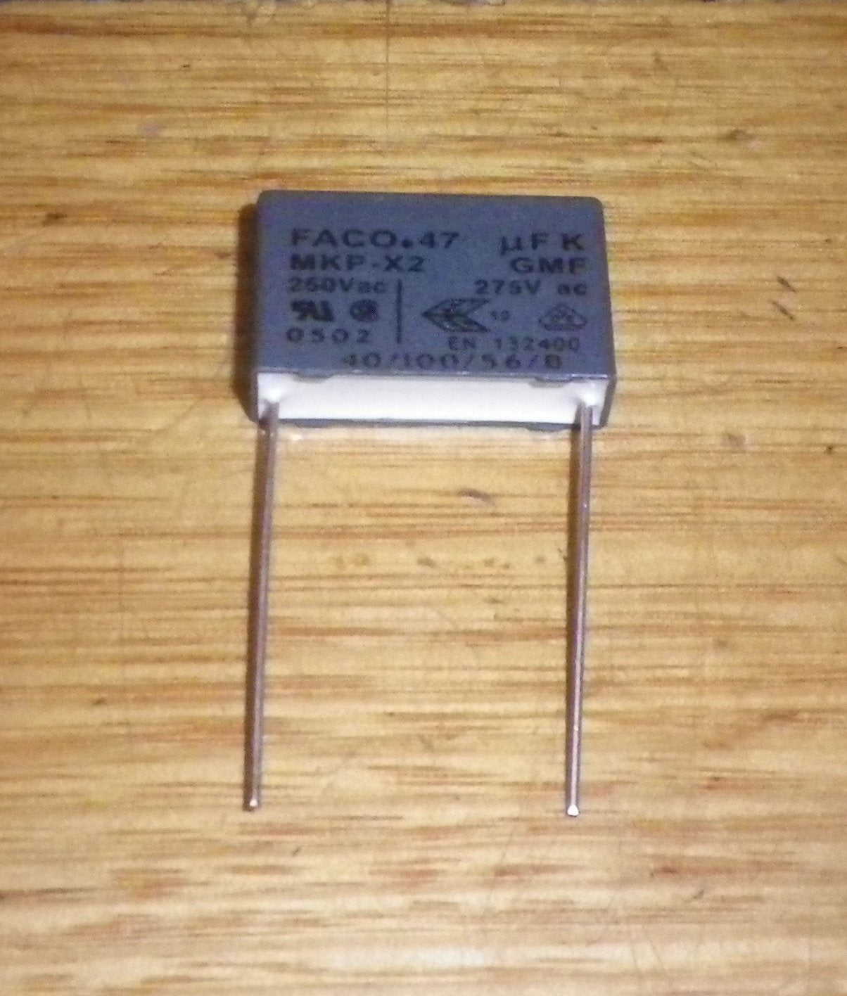 0.47uF 275VAC X2 Mains Suppression Capacitor - Part # .47MKPX2-275