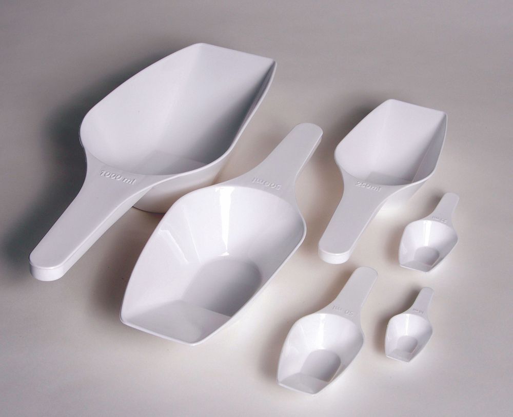 Scoop Plastic Polypropylene (Autoclavable)
