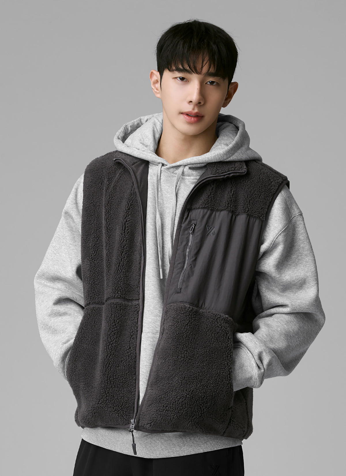 Multi-pocket Fleece Vest