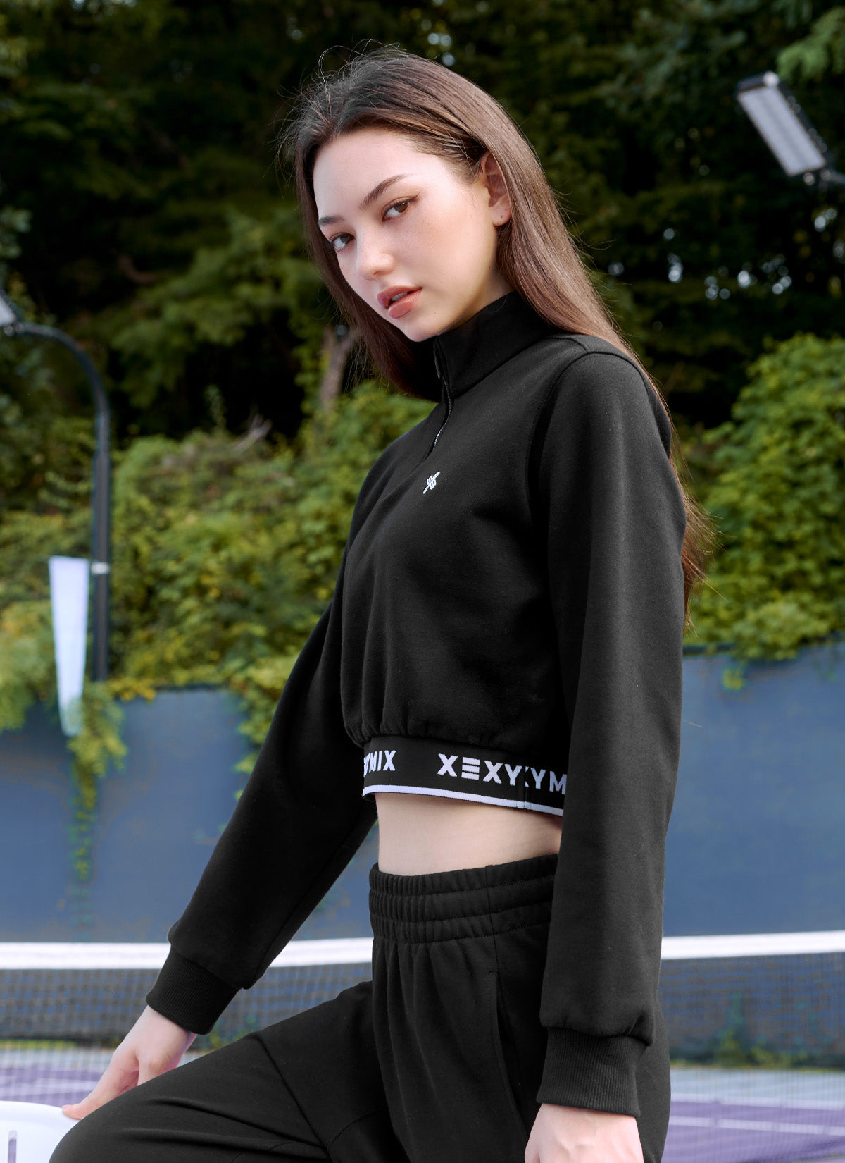 Logo Point Warm Crop Sweatshirt