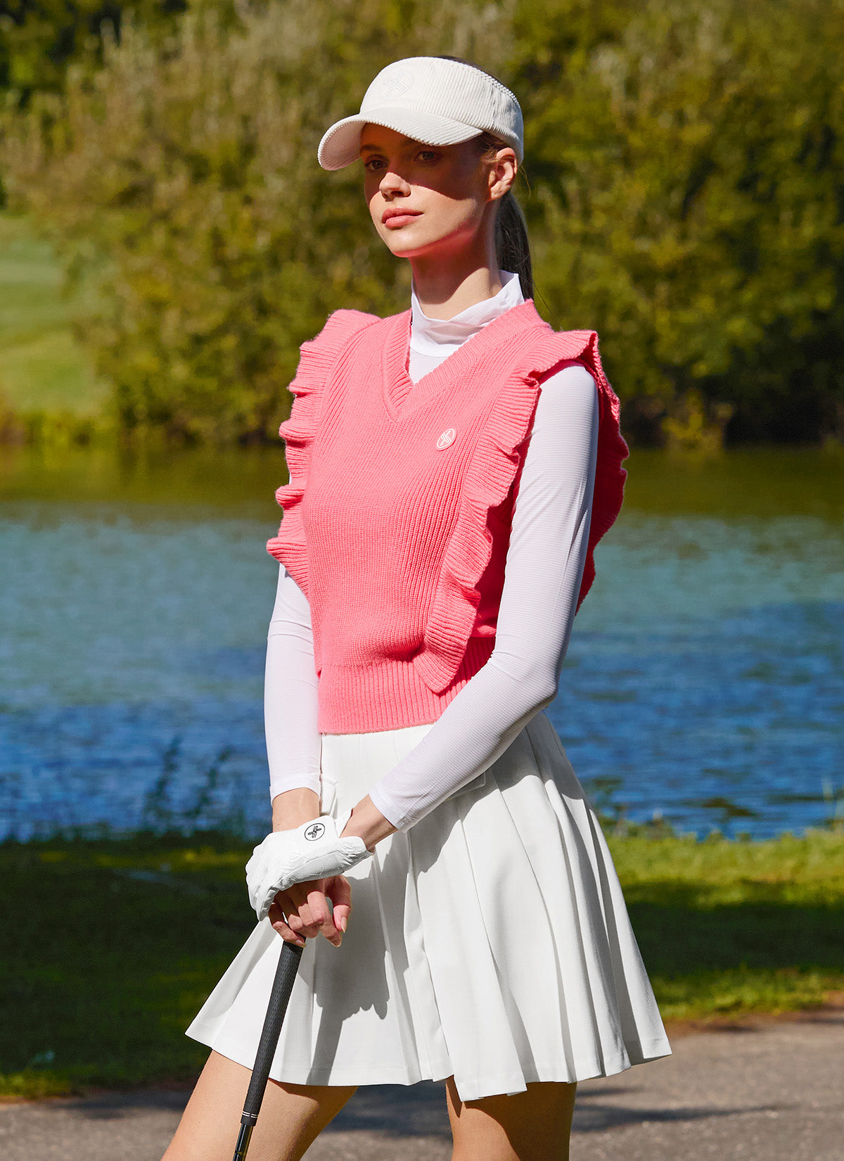 Ruffle Line Knit Vest