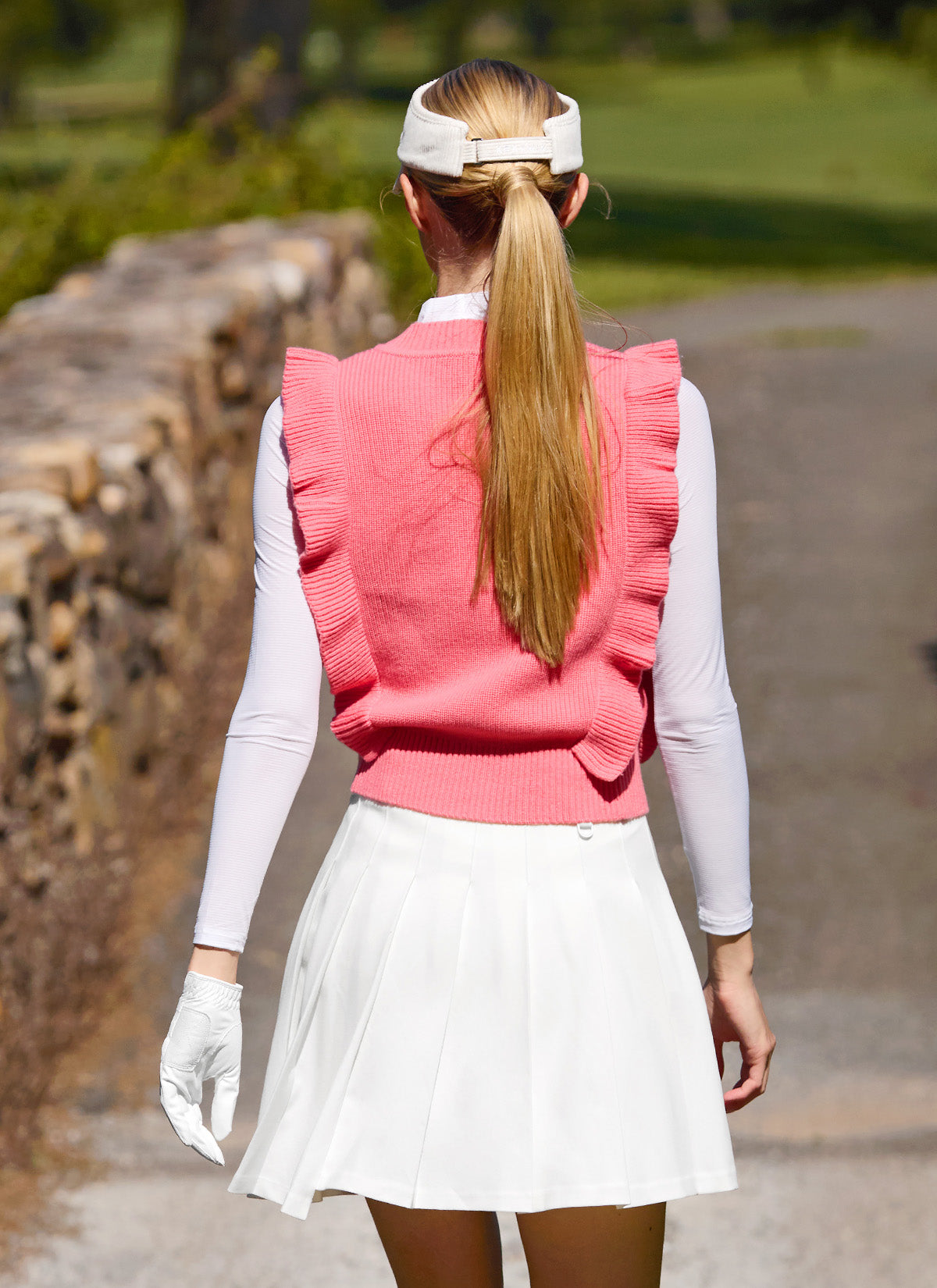 Ruffle Line Knit Vest