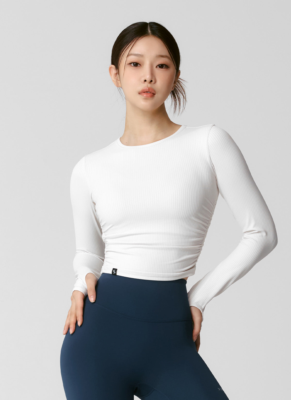 Side Shirring Crop Long Sleeve