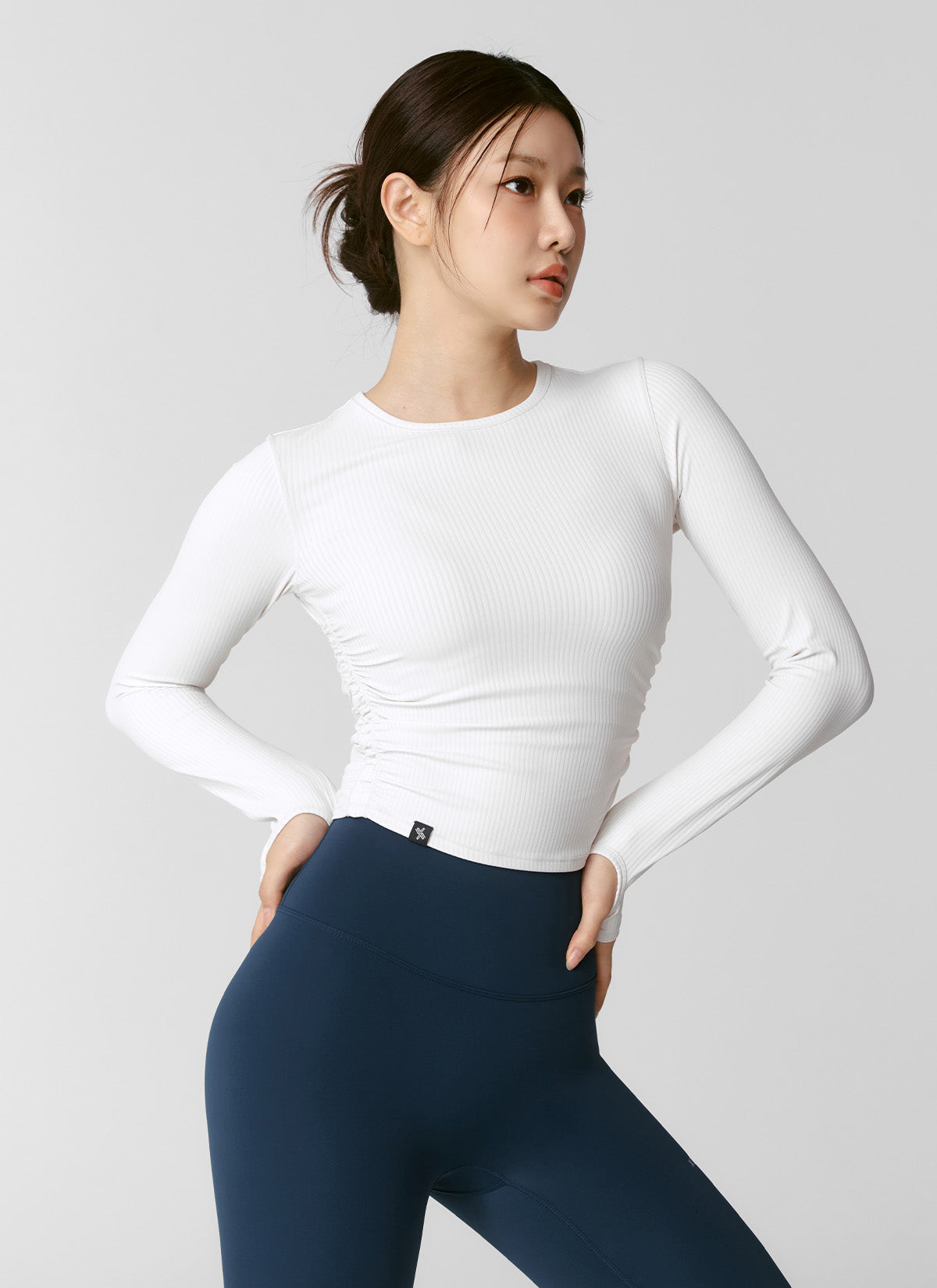 Side Shirring Crop Long Sleeve