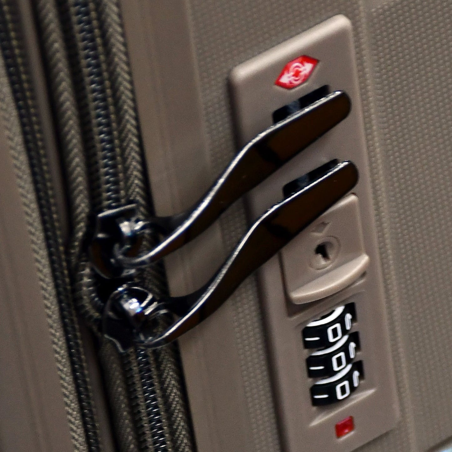 Sumo Fibertech Pp Luggage 3Pc Set (20/24/28")