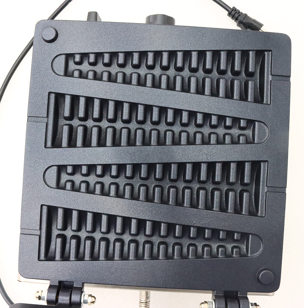 110V Tree-shaped Waffle Maker