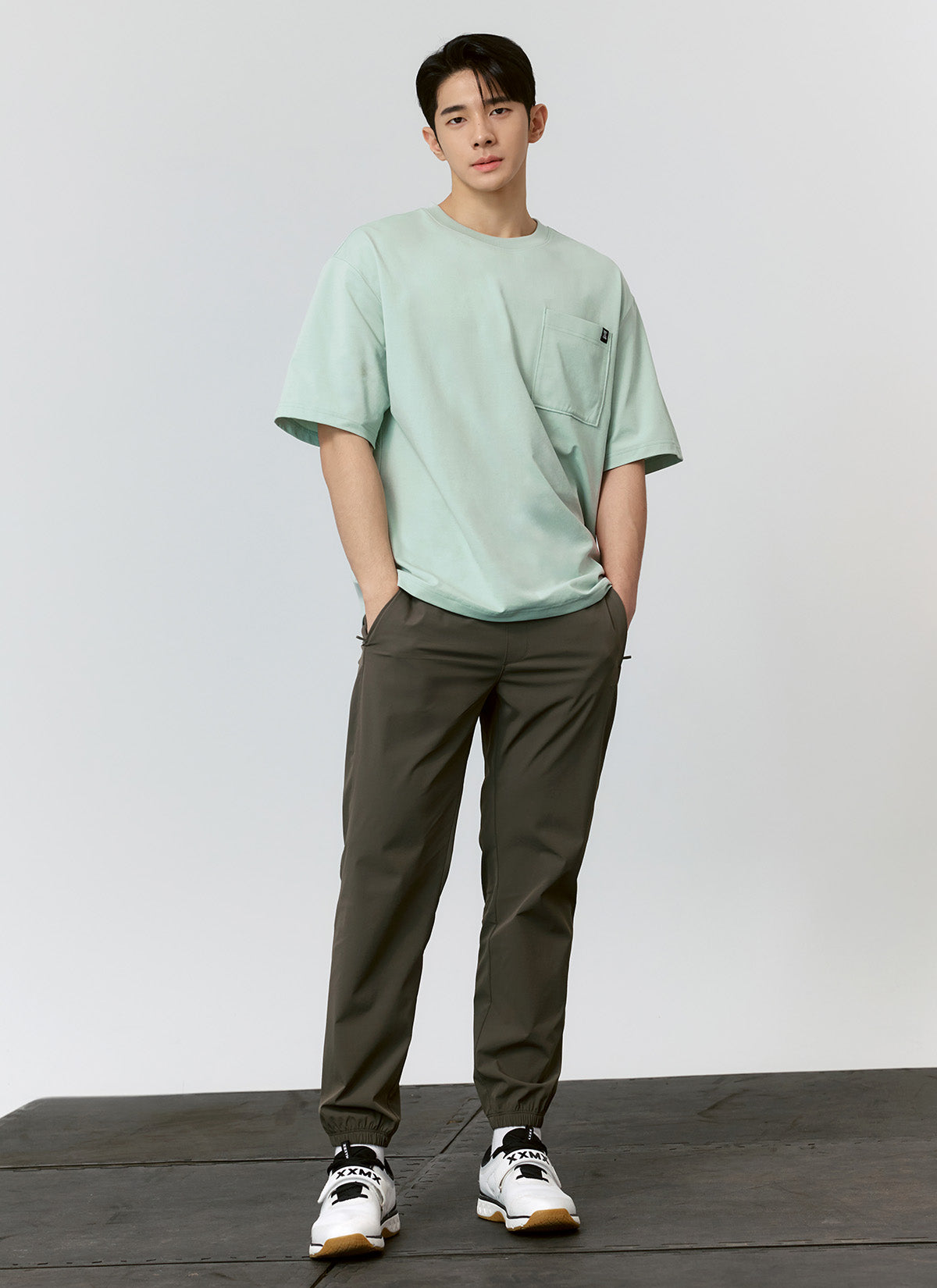 Stretch Tapered Jogger Pants