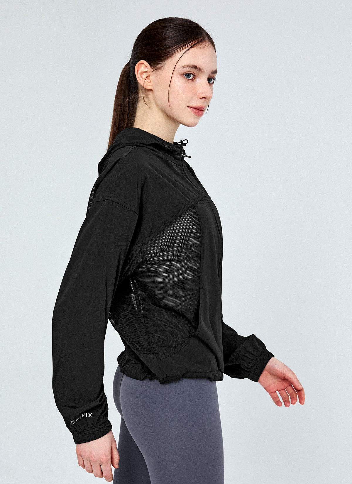 Airy Mesh Hood Crop Windbreaker