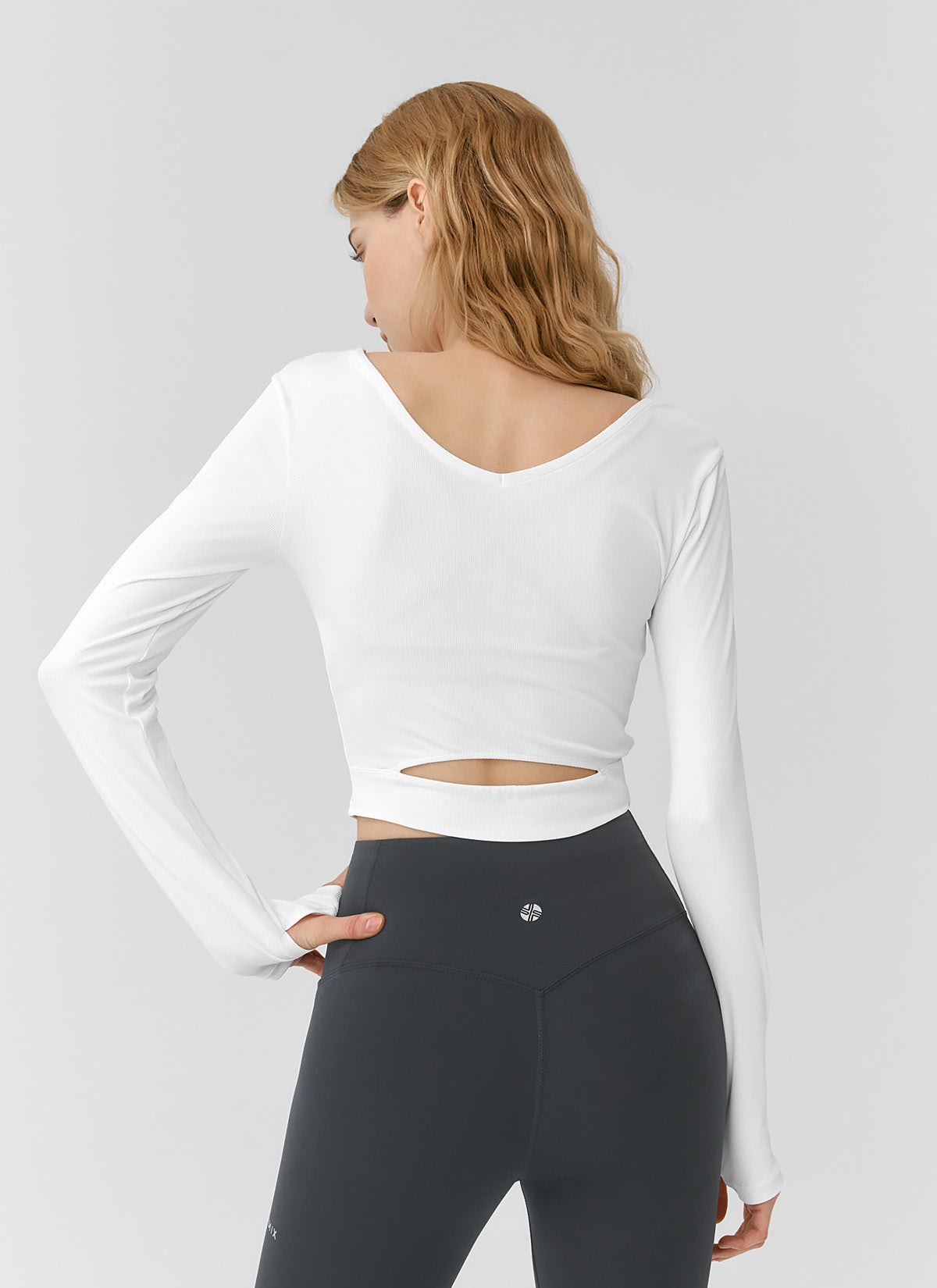 Ribbed Back Slit Fingerhole Long Sleeve