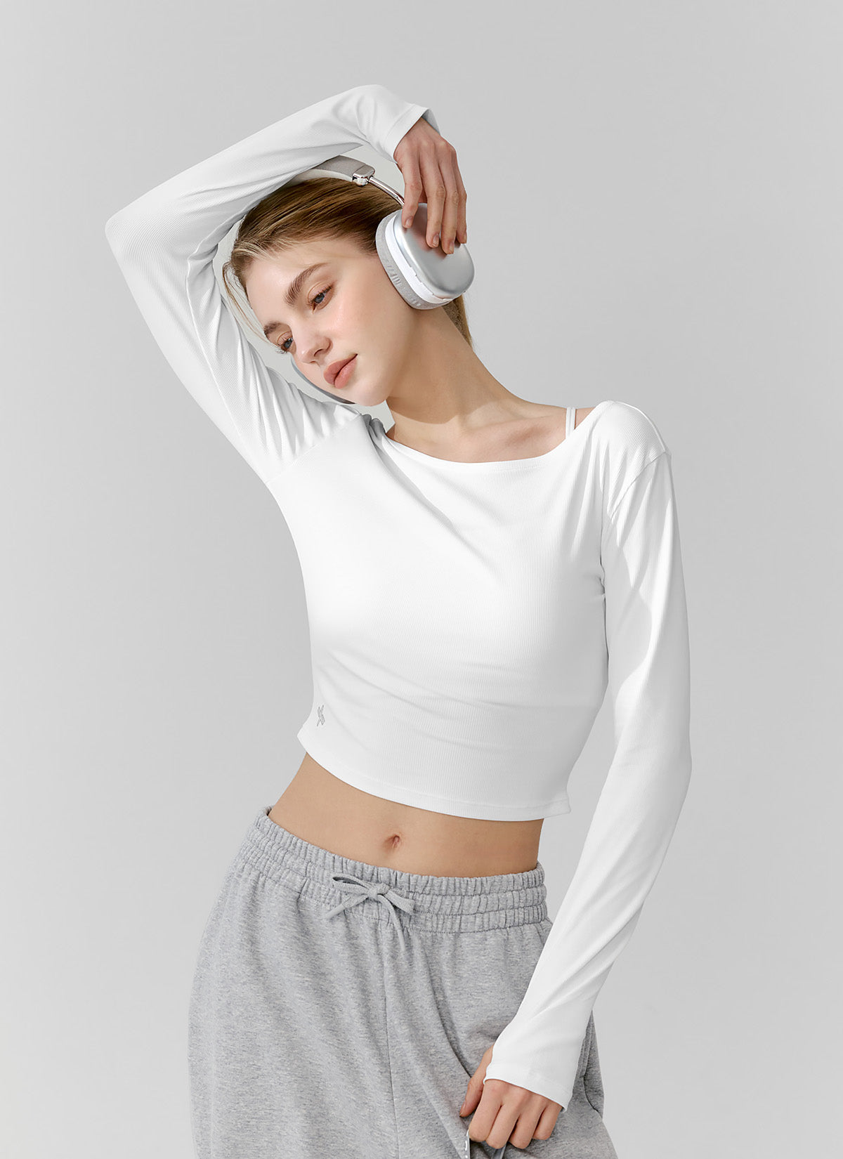 Ribbed Back Slit Fingerhole Long Sleeve