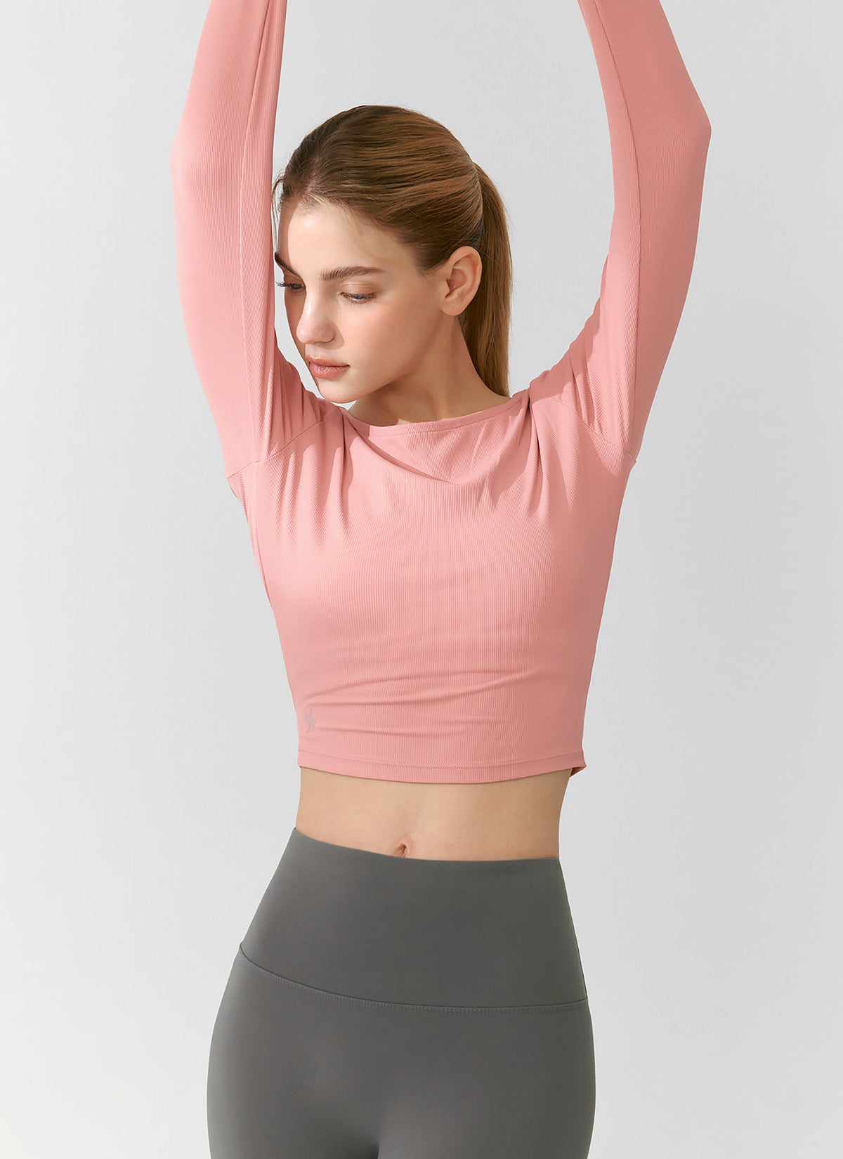 Ribbed Back Slit Fingerhole Long Sleeve