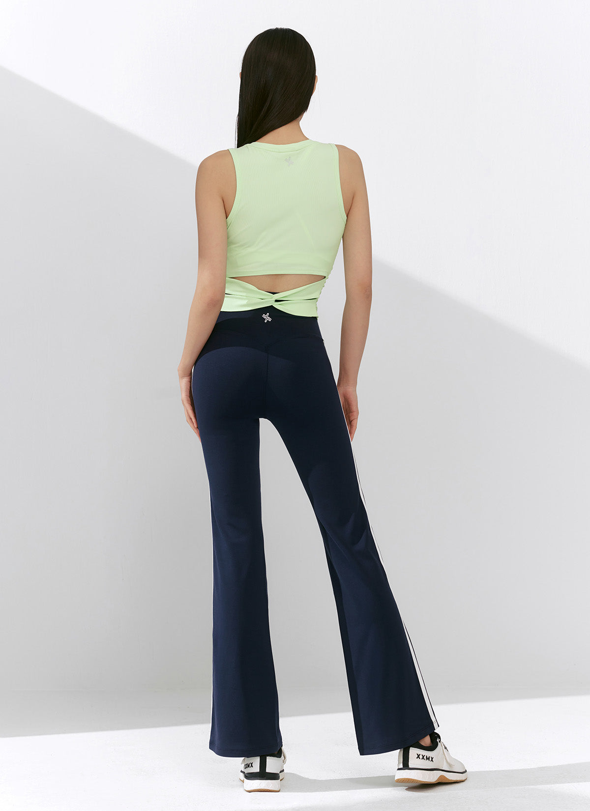 Ribbed Back Twist Sleeveless