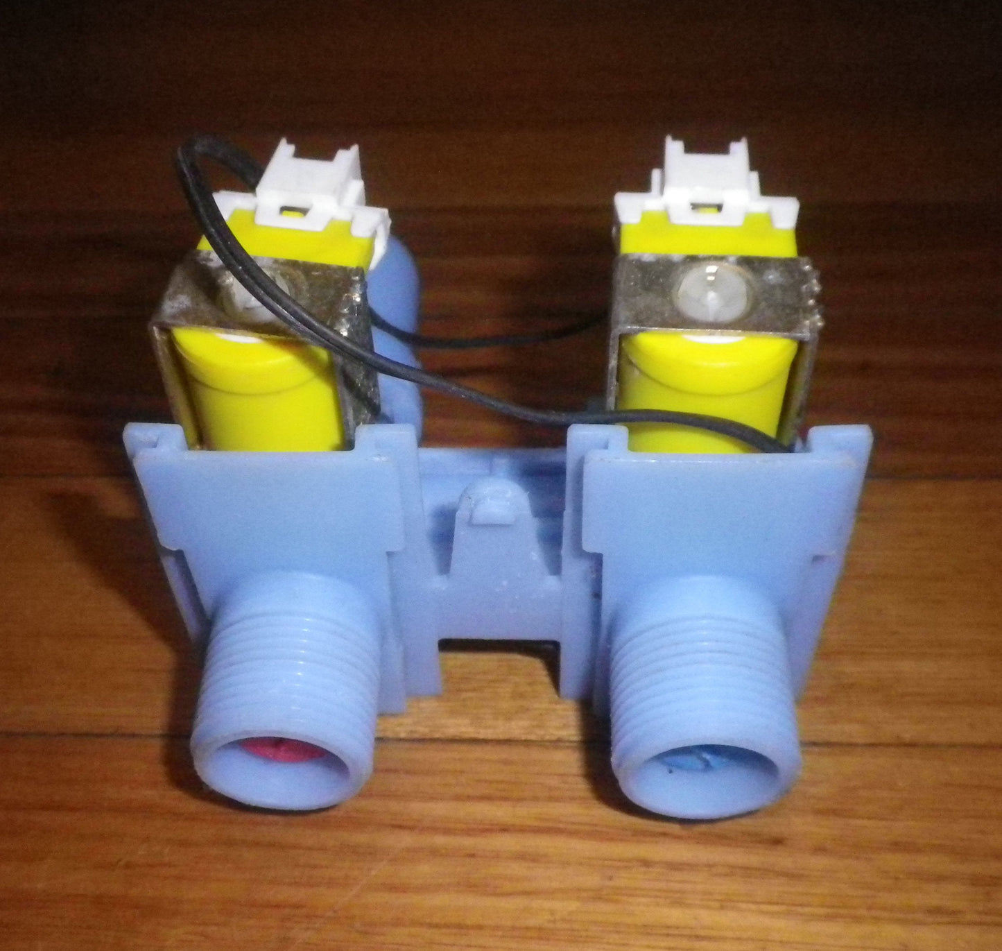 Fisher & Paykel GW512, GW612, GW712 24Volt Dual Blue Inlet Valve Part # FP424353P