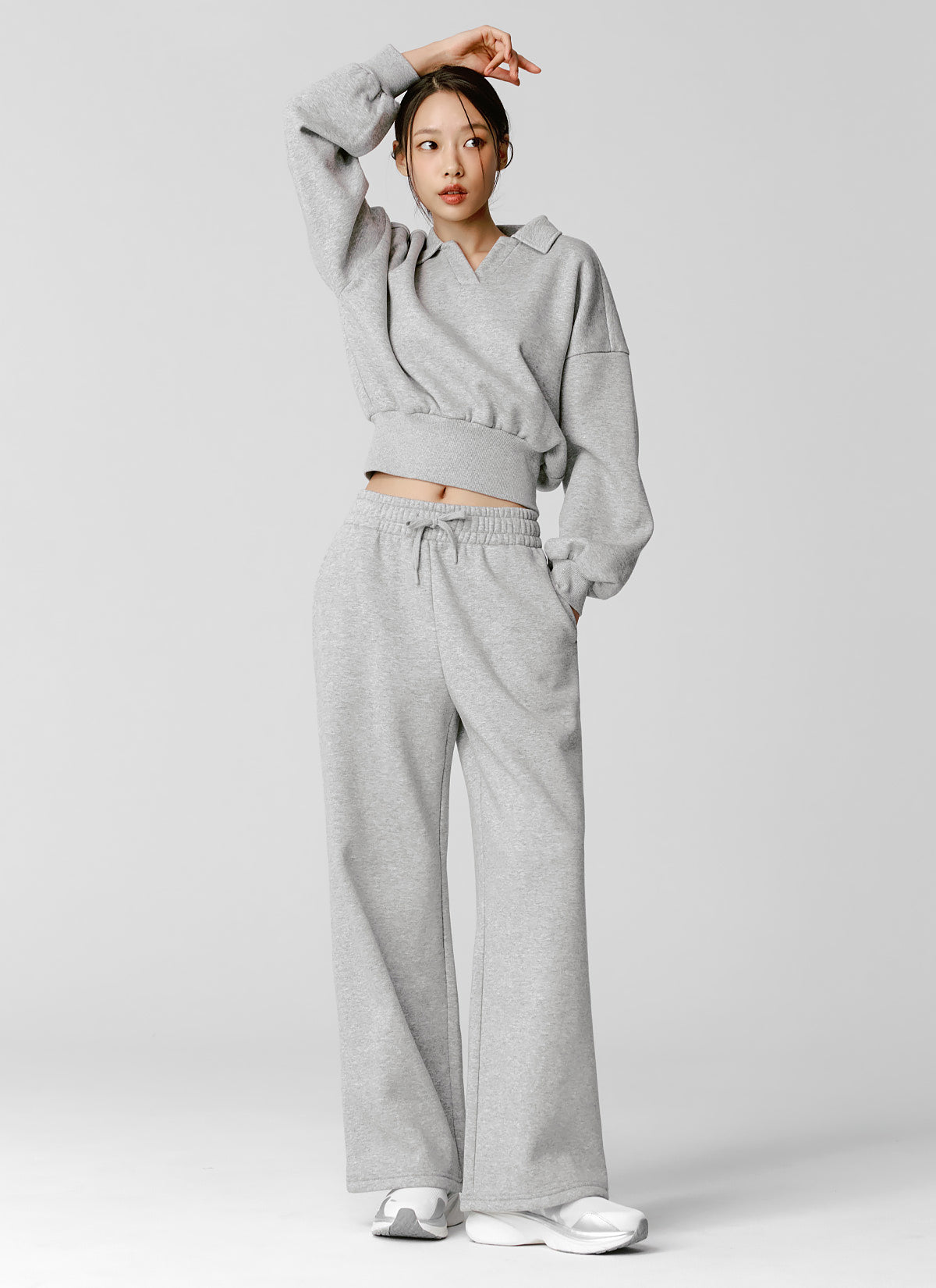 Fine Cotton Open Collar Sweatshirt