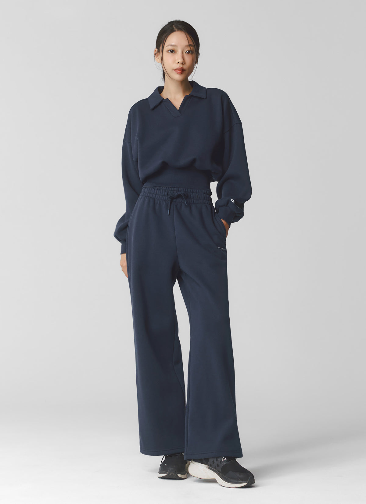 Fine Cotton Open Collar Sweatshirt