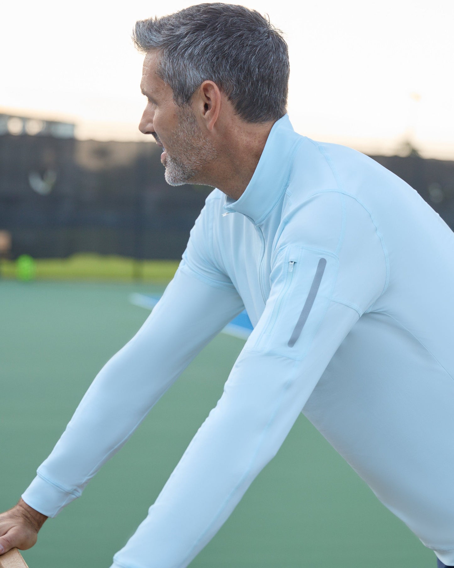 MEN'S MOCK ZIP TOP (12001)