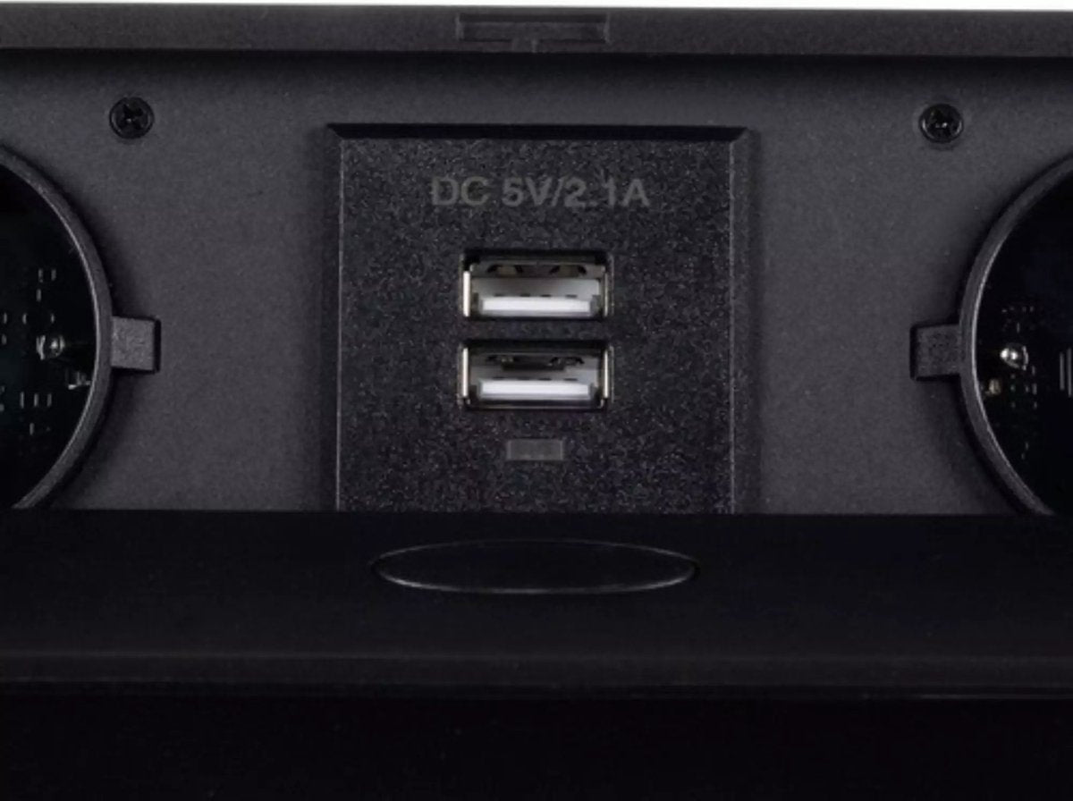 Izoxis Inbouwbare USB Stopcontact: Stijl en Functionaliteit voor Elk Oppervlak