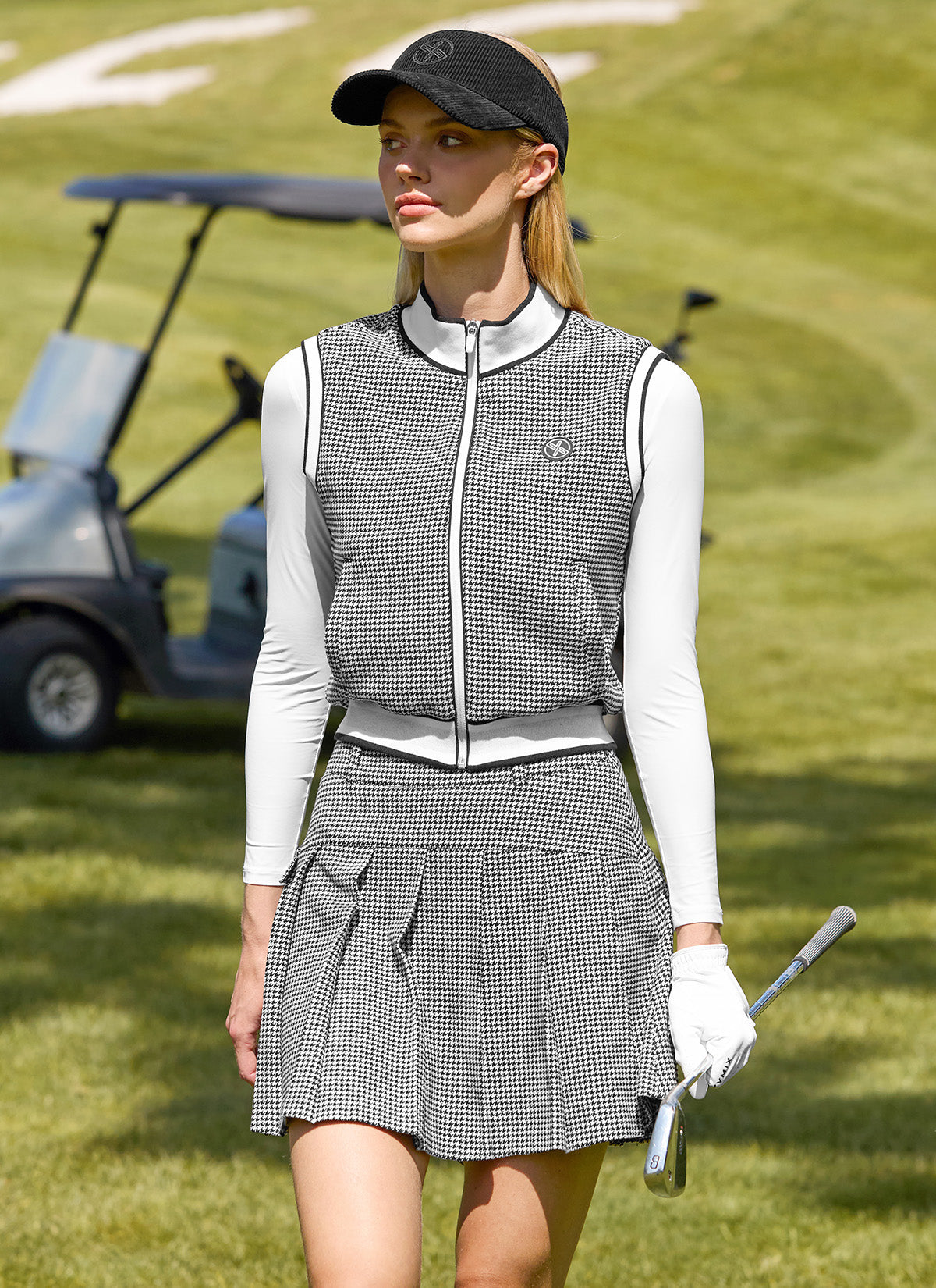 Houndstooth Pleated Skirt