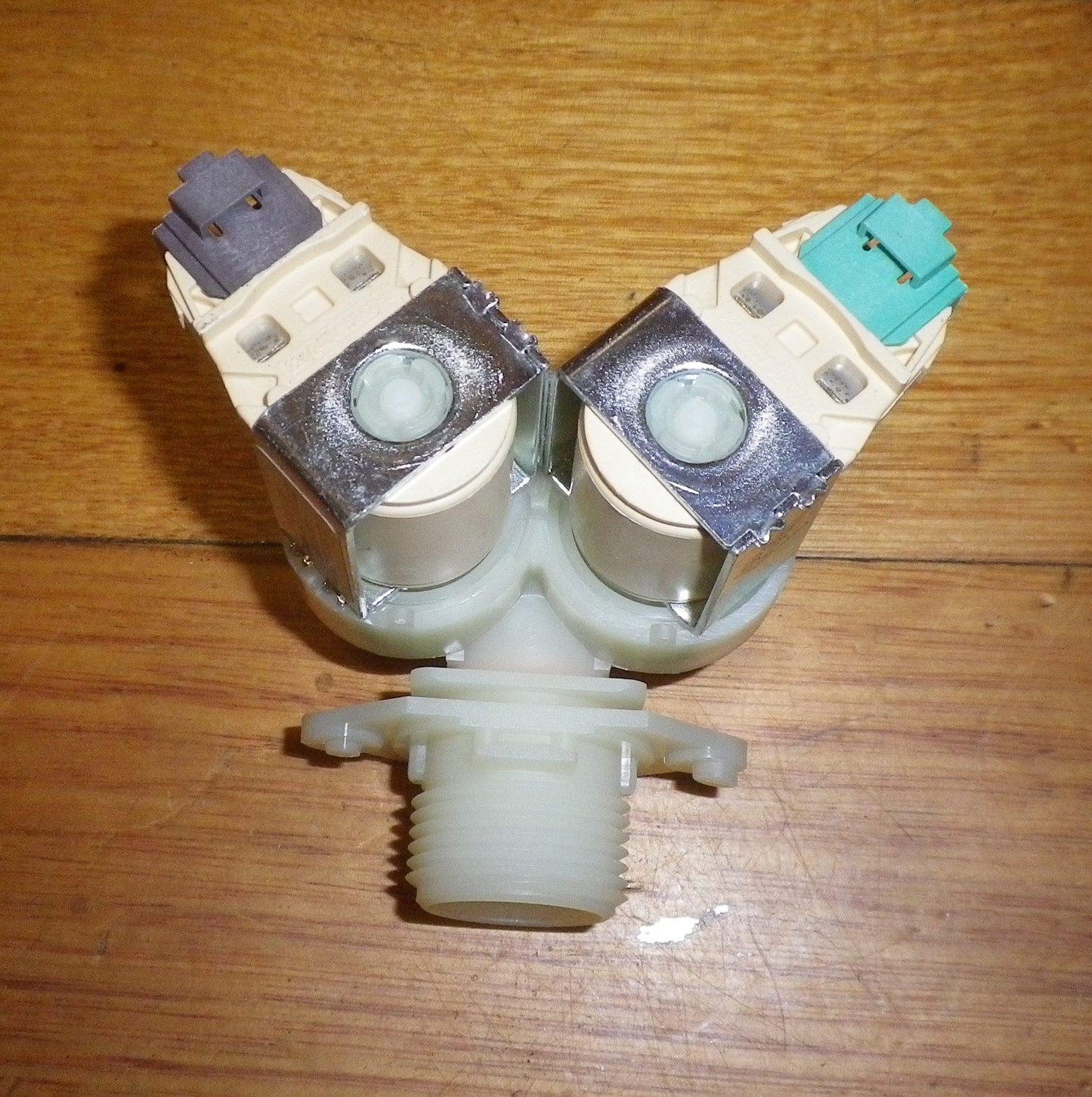 Dual Inlet Valve suits Simpson, Westinghouse Front Load Washers - Part # 140001921042