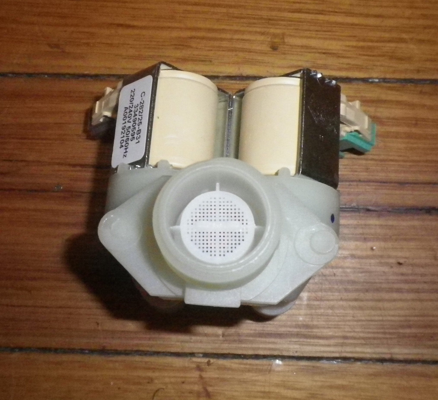 Dual Inlet Valve suits Simpson, Westinghouse Front Load Washers - Part # 140001921042