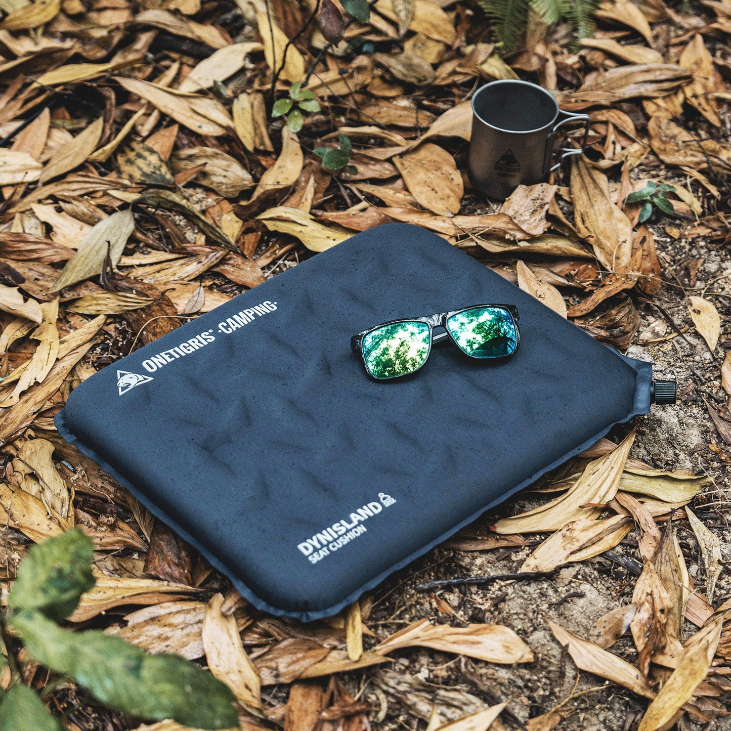 DYNISLAND SELF-INFLATING SEAT CUSHION